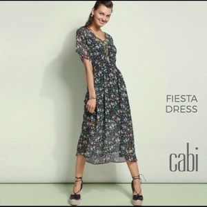 CAbi short sleeve midi dress small